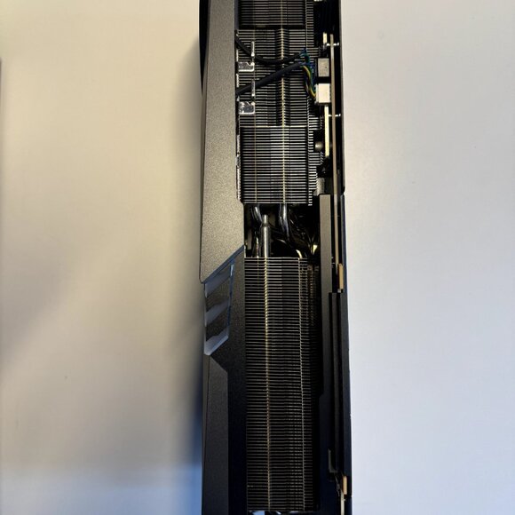 MSI GeForce RTX 4090 GAMING X TRIO 24GB GDDR6X - Picture 3 of 12